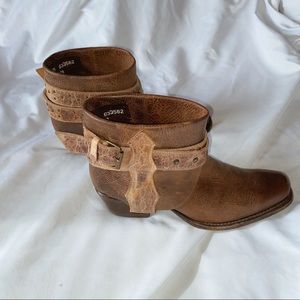 Sonora short cowboy boots
